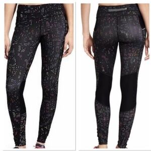 ATHLETA Black Fast Lane Be Free Leggings size Medium petite